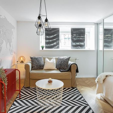Modern Studio Near British Square Zagreb Luaran gambar